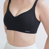 [New - In] Ultra Boost Seamless Push Up Bra In Black - Bra - Push Up & Seamless - Adelais Official